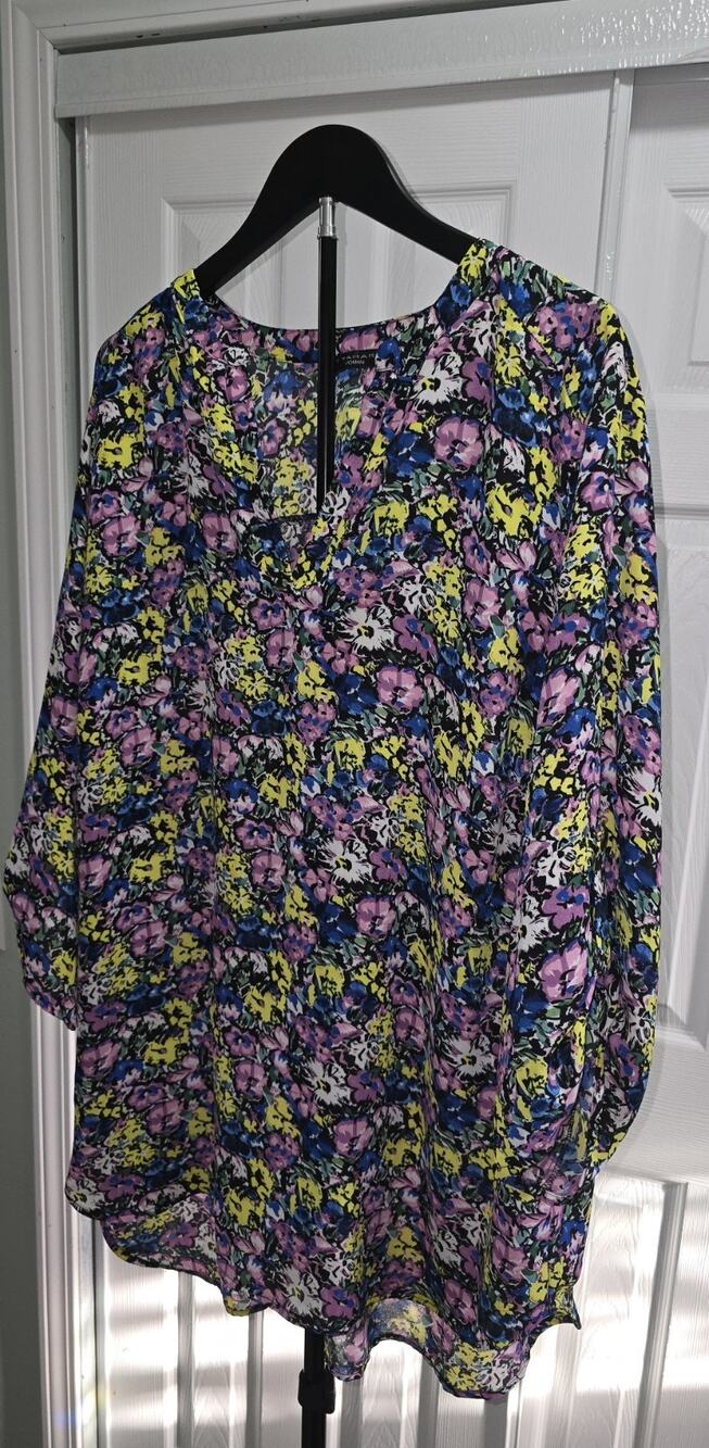 Tahari Plus Size Woman's Floral Tunic 2XL